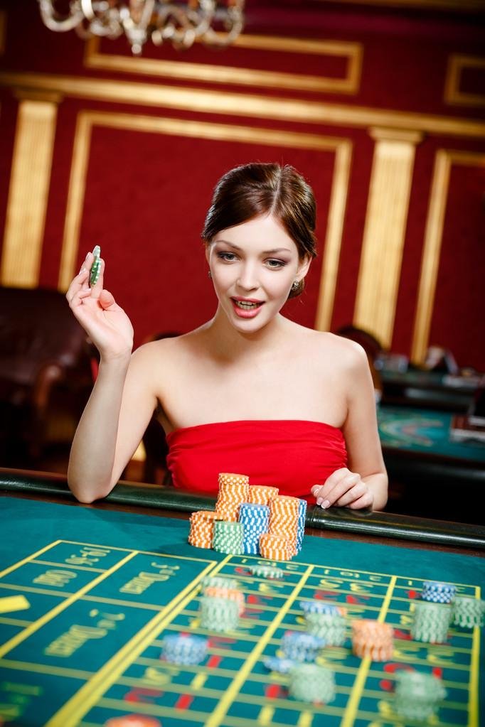kt999 slots page hero image for Bangladesh mobile casino-style browsing
